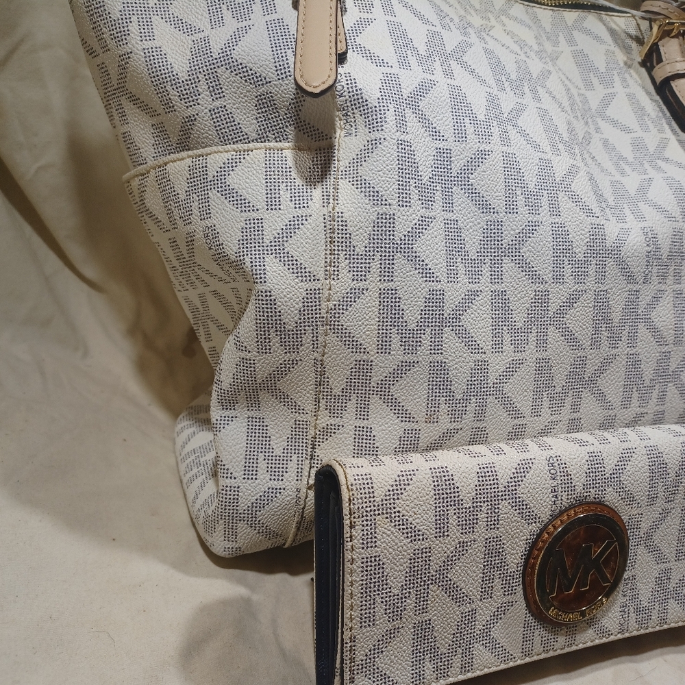 Michael kors set - Picture 2 of 13